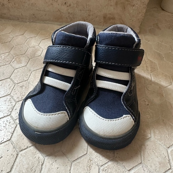 See Kai Run Toddler Navy and White High-Top Shoes - Picture 2 of 8